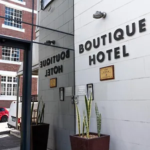 hippo-boutique-hotel.hotels-capetown.com/