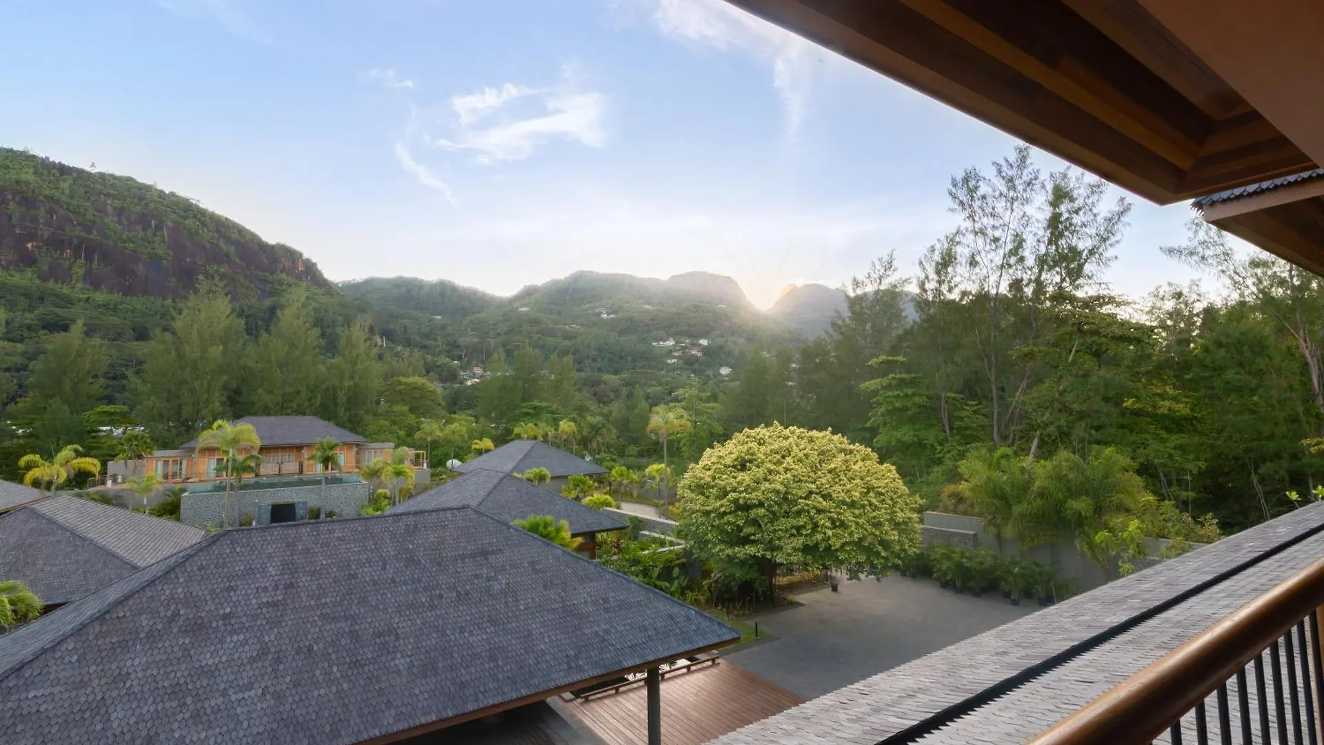 *****  L'Escale Resort Marina & Spa - Small Luxury Hotels Of The World Victoria Seychellerne